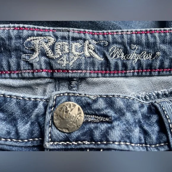 Y2K Rock 47 by Wrangler Women’s Jeans - Picture 7 of 7